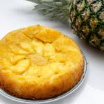 Gâteau renversé ananas et noix de coco - © Crookies